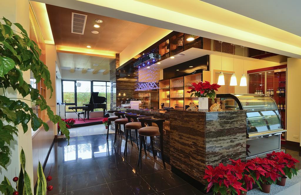 Hotel Modern Puli Εξωτερικό φωτογραφία